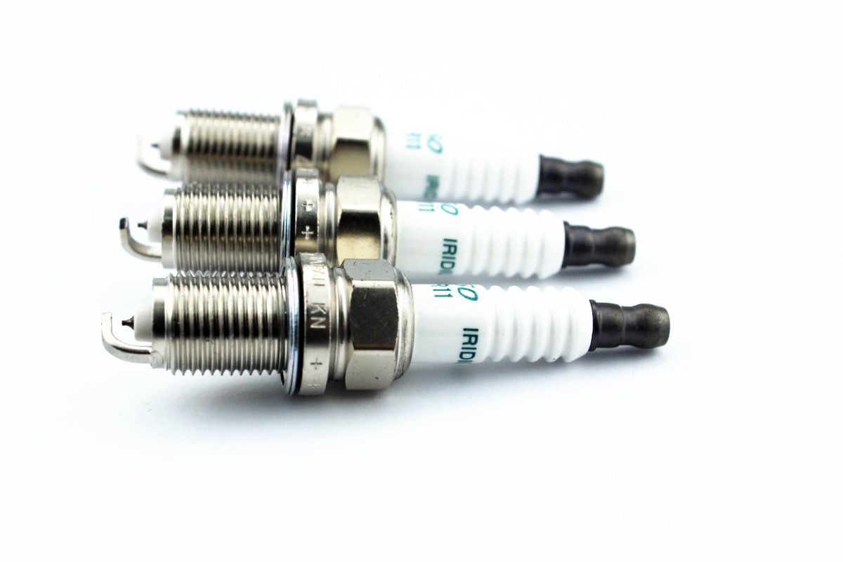 Spark Plugs Toyota - 90919-01217 - YIHE Auto Parts